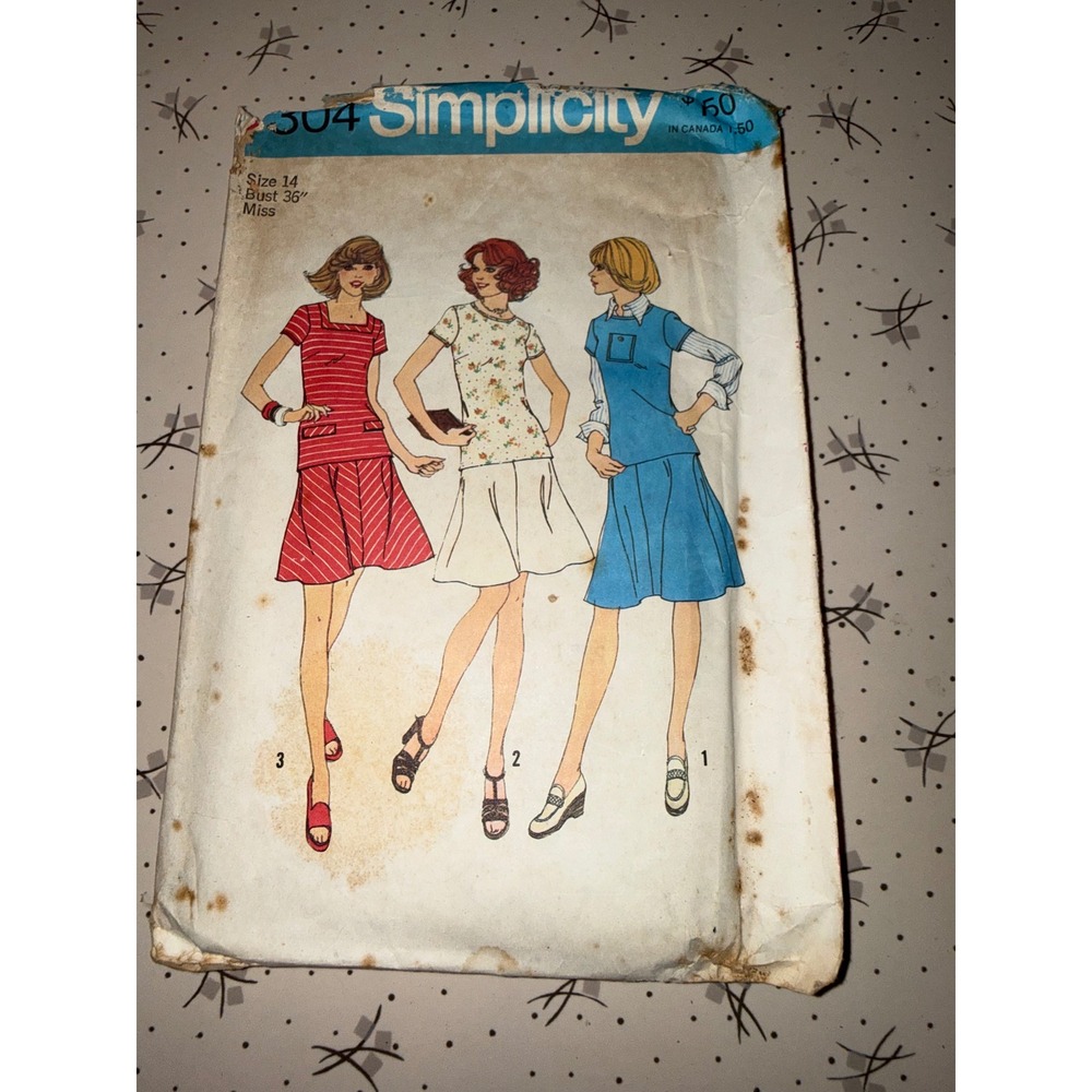 Vintage 1975 Simplicity 7304 Sewing Pattern Misses Top and Bias Skirt Size 14